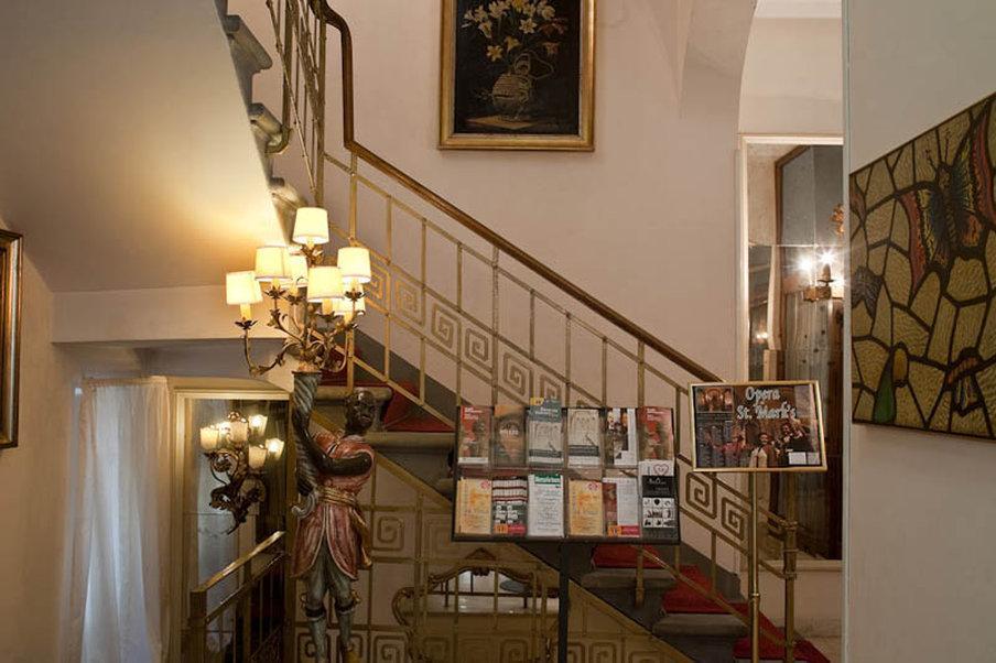 C-Hotels De Rose Palace ฟลอเรนซ์ ภายนอก รูปภาพ