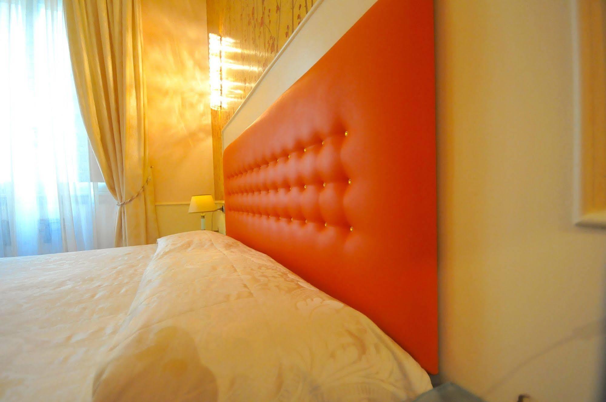 C-Hotels De Rose Palace ฟลอเรนซ์ ภายนอก รูปภาพ
